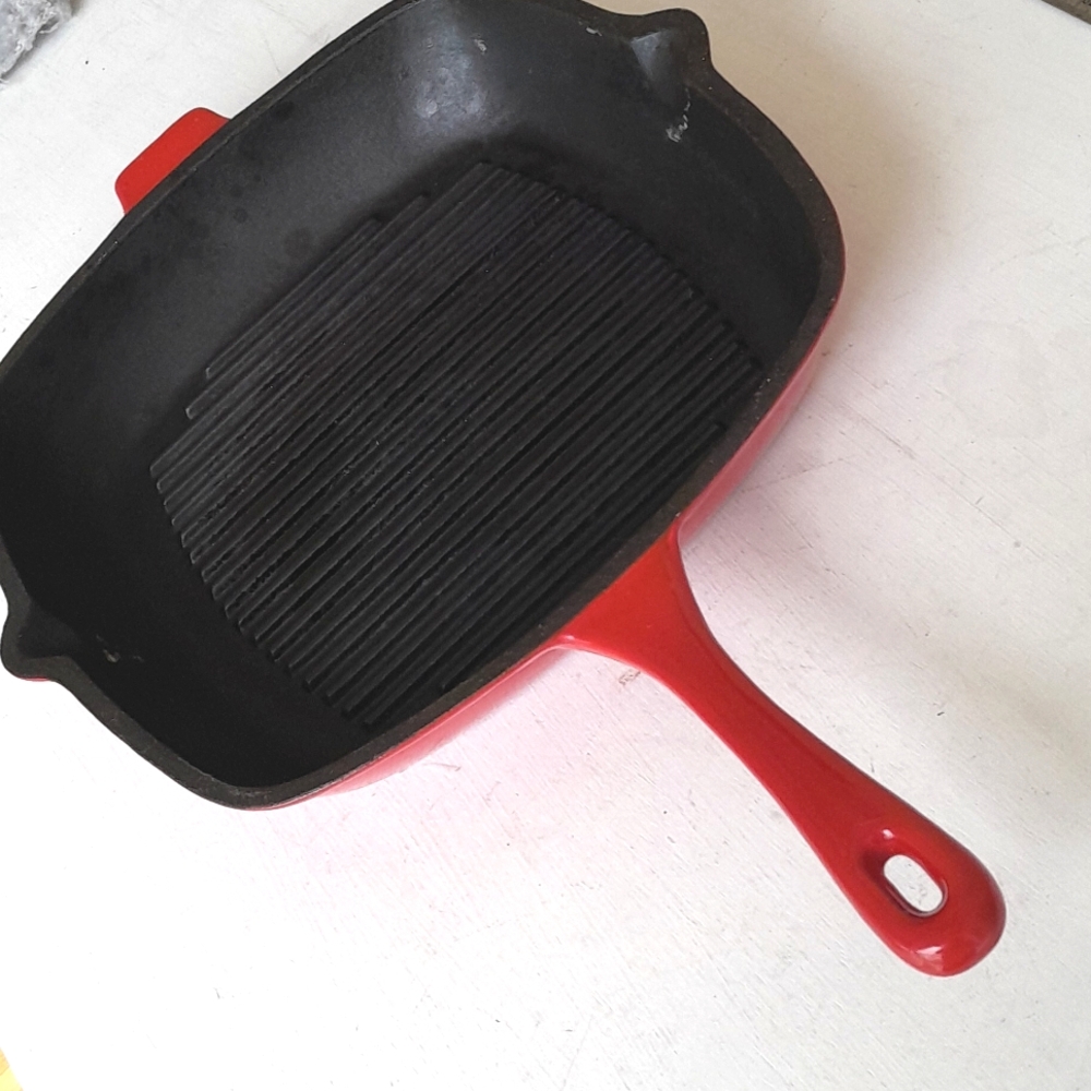 Martha Stewart Enameled Cast Iron 11" Grill Pan In Red
